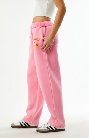 Visit Baggy Sweatpants image number 4