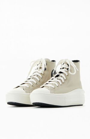 Chuck Taylor All Star Move Platform Fleece-Lined Leather Sneakers image number 2