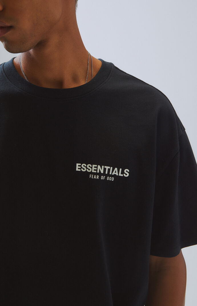 Fear Of God – FOG Essentials Boxy Logo T-Shirt | PacSun