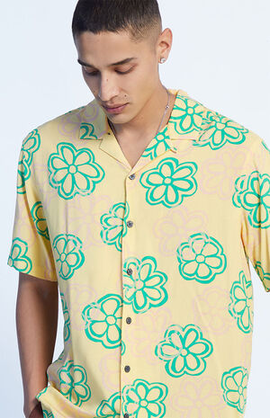 Sola Resort Camp Shirt image number 2