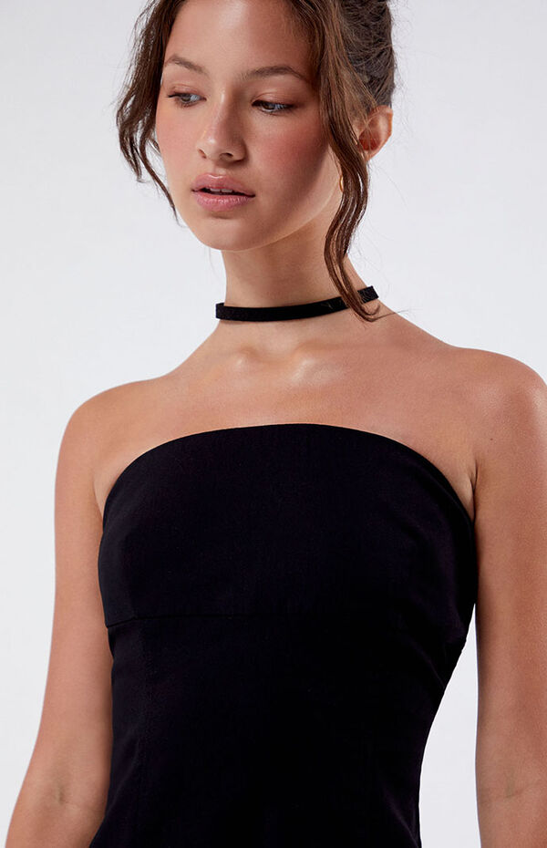 Kylie Jenner: Black Strapless Dress, Mini Bag