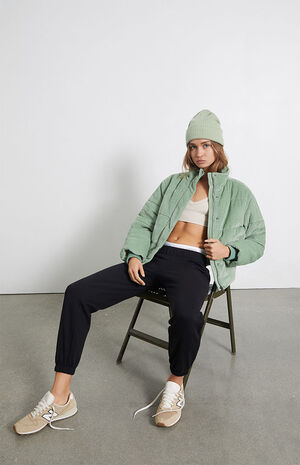 Eezeh Puffer Jacket image number 4