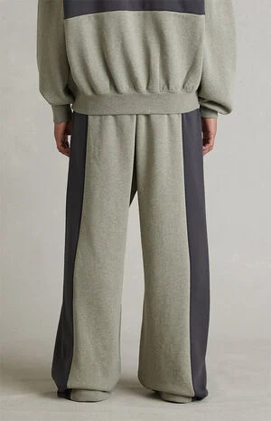 Seal Paneled Lounge Baggy Sweatpants image number 6