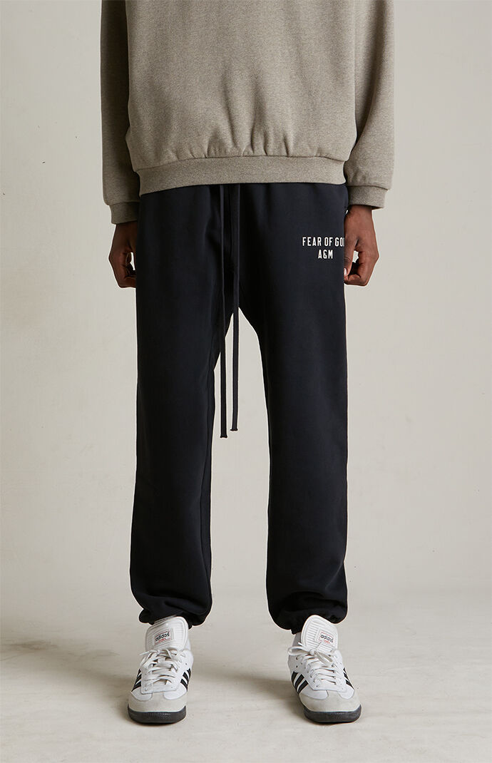 Fear of God Essentials Black Heavy Fleece Sweatpants | PacSun