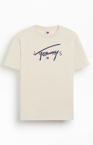 Signature Twist T-Shirt image number 1