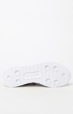 Women's Gray Flashback Runner Sneakers image number 6