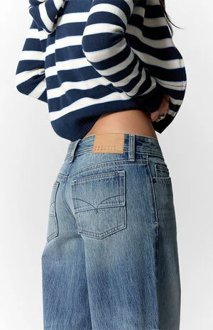 Kaia Ultimate Low Rise Baggy Jeans Stitch Medium Blue image number 5