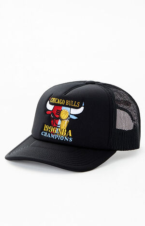 1996 Chicago Bulls Trucker Hat image number 4