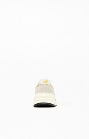 997H Shoes image number 3