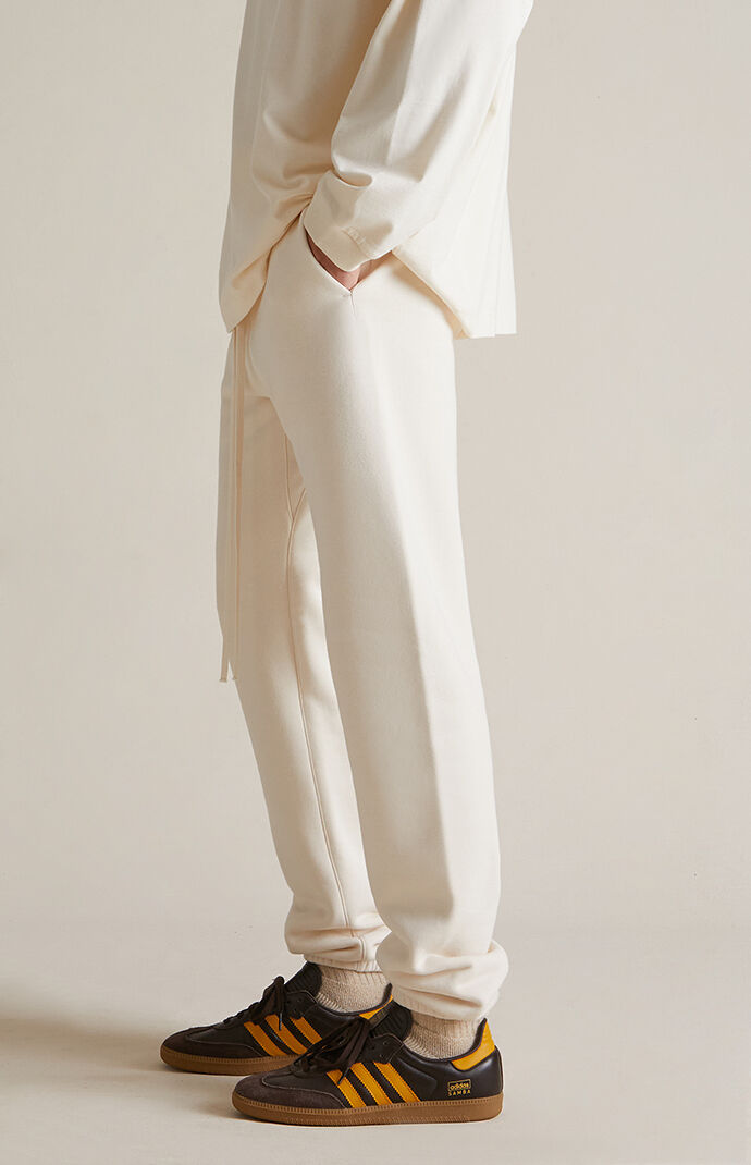 Fear of God Essentials Shell Classic Sweatpants | PacSun