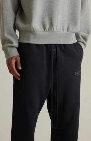 Jet Black Fleece Relaxed Sweatpants image number 6