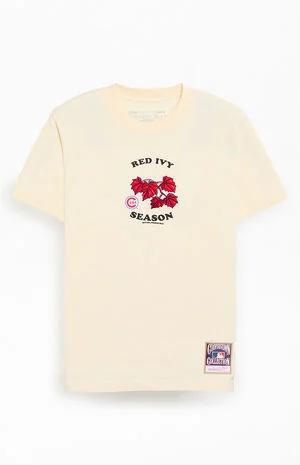 Cubs Red Ivy Season T-Shirt image number 1