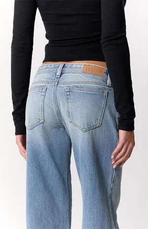 Sammy Ultimate Low Rise Straight Leg Jeans Light Blue image number 5