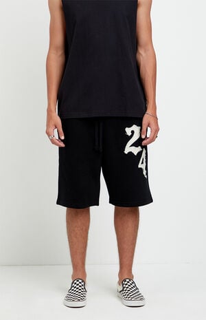 24 Applique Fleece Baggy Sweat Shorts image number 2