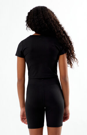 PAC WHISPER Active Black Crossover Biker Shorts image number 4