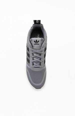Gray Smooth Runner Shoes image number 5