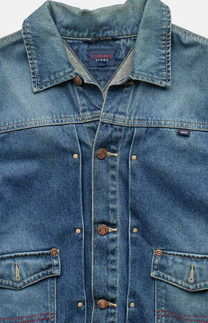 2000s Tommy Hilfiger Denim Jacket image number 4