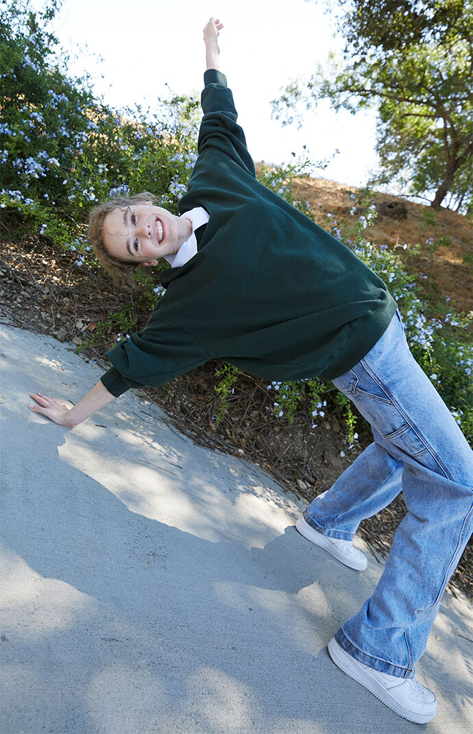 Green sweatshirt sale with white collar