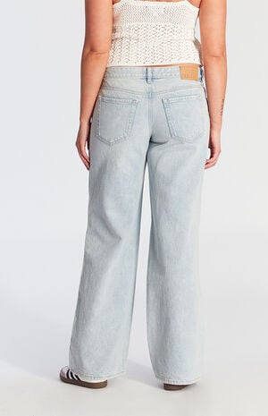 Casey Low Rise Baggy Jeans Light Indigo Wash Casey Low Rise Baggy Jeans Light Indigo Wash image number 5