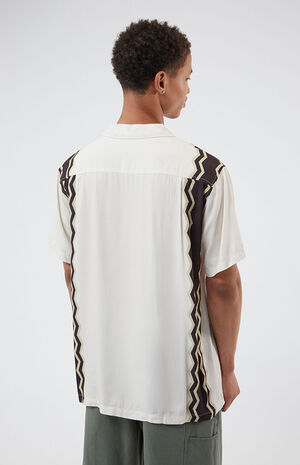 ZigZag Striped Woven Camp Shirt image number 3