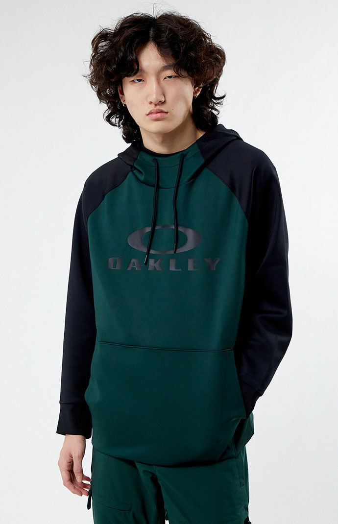 Oakley Sierra DWR Hoodie | PacSun