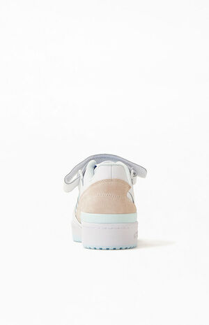 White & Light Blue Forum Low Shoes image number 3