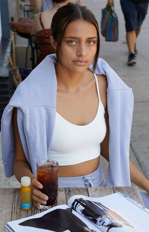 White Basic Tank Top image number 3