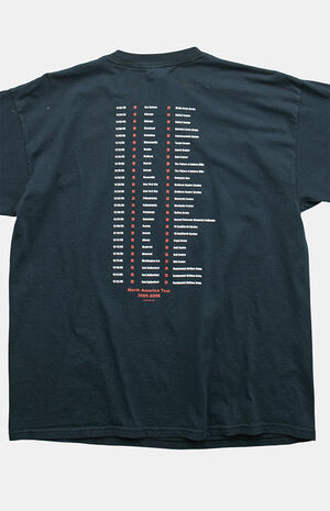 2000s Bon Jovi Graphic T-Shirt image number 3