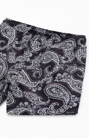 Black Paisley AOP 4.5" Swim Trunks image number 4