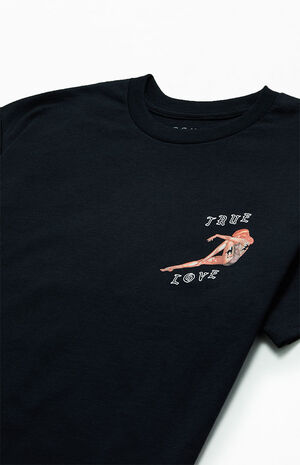 True Love T-Shirt image number 3