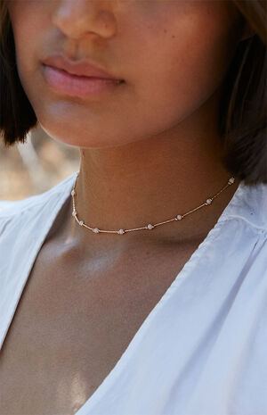 Mini Pearl Choker Necklace image number 2