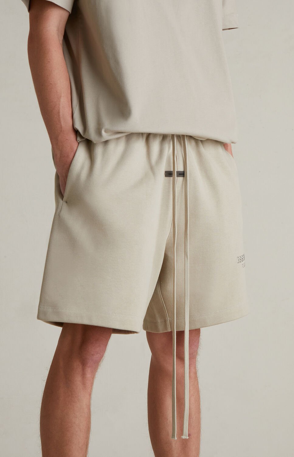 Fear of God ESSENTIALS Timber Soccer Fleece Sweat Shorts thumbnail 5