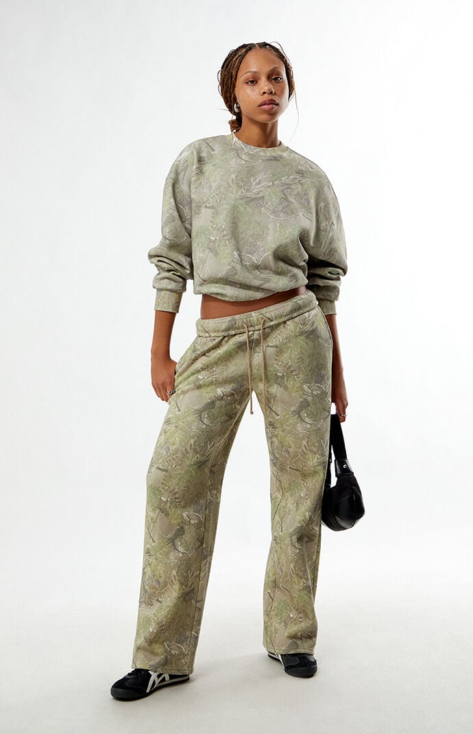 【Venhit】camouflage pin tuck sweat pants Pacsun Tree Camo Baggy Sweatpants | PacSun