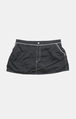 '90s Black Mini Skirt image number 1