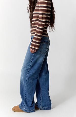 Kaia Ultimate Low Rise Baggy Jeans Medium Blue Wash image number 4