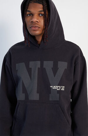 The Met x Pacsun New York Pullover Hoodie in Washed Black - Size Small