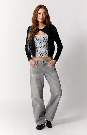 Zoe Low Rise Girlfriend Jeans Button Pocket Gray image number 6