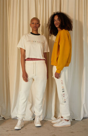 Serif Circle Sweatpants image number 4