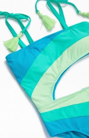 Kids Square Neck Cut Out One Piece Swimsuit image number 2