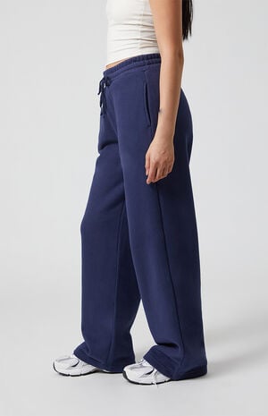 Solid Fleece Baggy Sweatpants image number 4