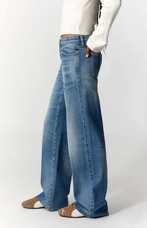 Casey Low Rise Baggy Jeans Medium Indigo image number 3