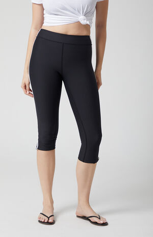PAC WHISPER Active Monico Stripe Capri Leggings image number 2
