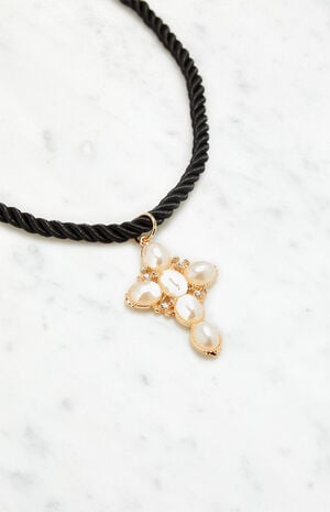 Rope Pearl Cross Necklace image number 2