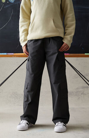 Black Baggy Cargo Pants image number 3