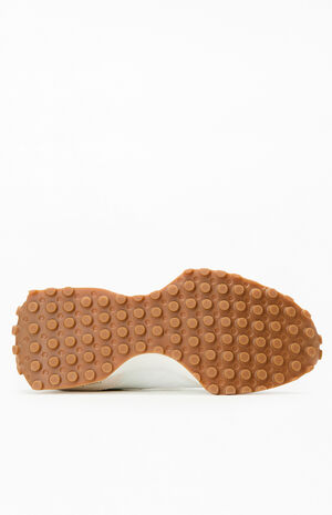 Women's White & Green 327 Sneakers image number 4