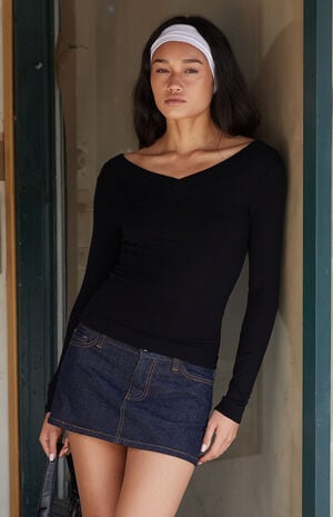 Black V-Neck Long Sleeve Sweater Top image number 1