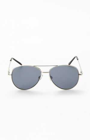 Silver Metal Aviator Sunglasses image number 2