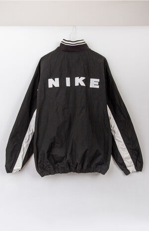 Nike Half-Zip Windbreaker Jacket image number 3