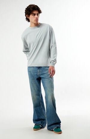 Tinted&nbsp;Stretch&nbsp;Medium Blue Bootcut Jeans&nbsp; image number 2