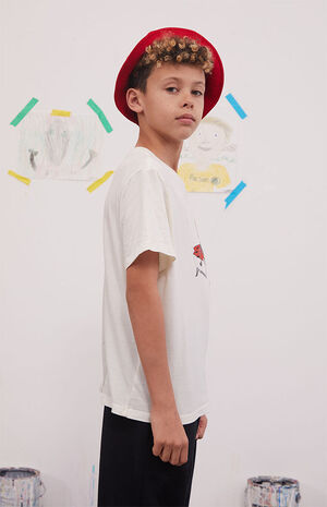 One Last Wave Graphic T-Shirt image number 3